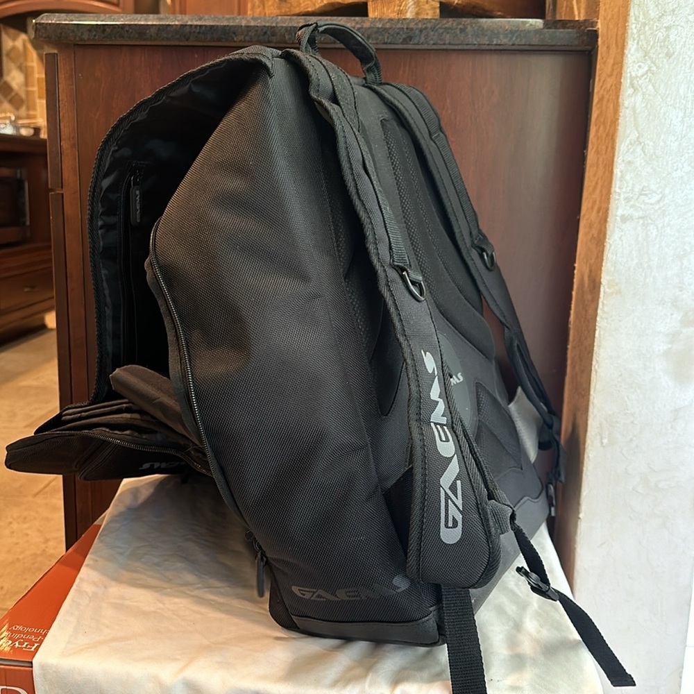 Gaems backpack - Picture 3 of 3